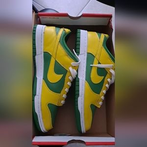 ***SOLD*** Nike Dunk Low RetroReverse Brazil